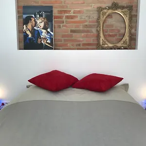La Bulle De Gaston Bed & Breakfast