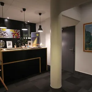 Vol De Nuit Purpan Hotel