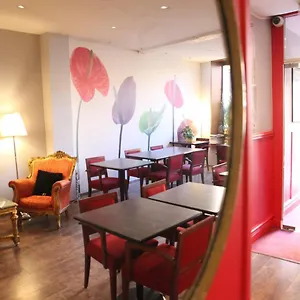 2* Hotel Arnaud Bernard